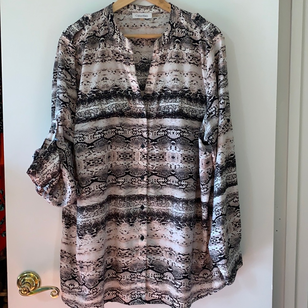 Calvin Klein Snake Print Blush Black Blouse PLUS Size 1X